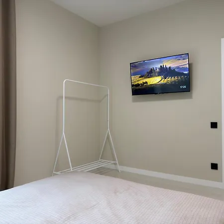 Vakantiehuis Luxe House Odessa, Jacuzzi, Bbq, Pool, Free Parking *