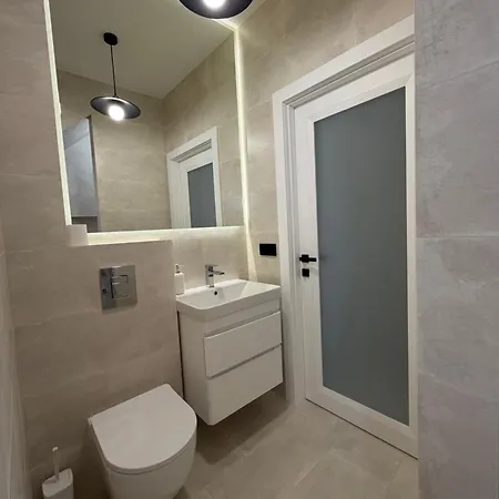 Nyaraló Luxe House Private Jacuzzi Bbq, Free Parking